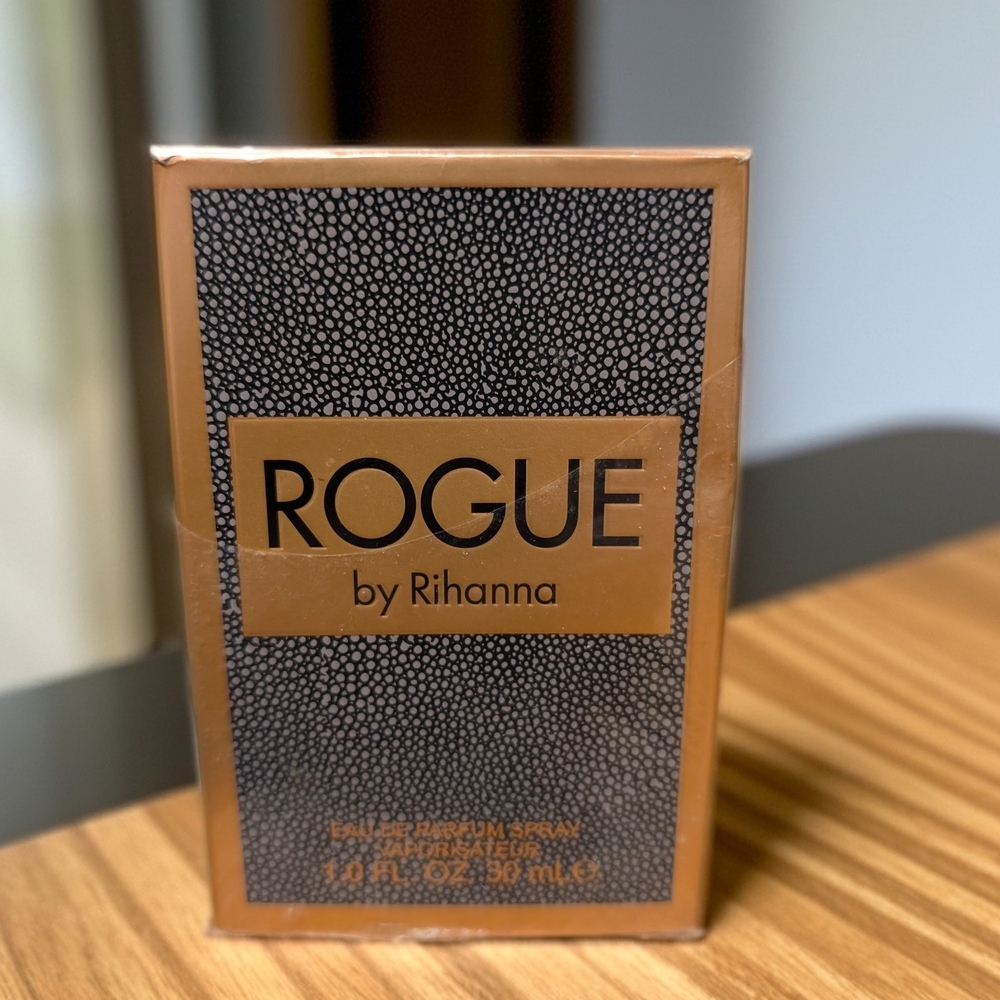 Rogue by Rihanna Eau de Parfum